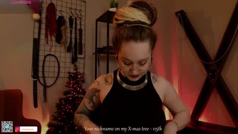 Snapshot of koracrosbie chatting on December 3, 2024, 1:54 pm Kora TG channel online show from December 3, 2024, 1:54 pm