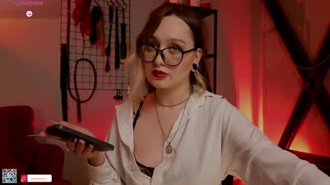 Snapshot of koracrosbie chatting on January 16, 2025, 2:19 pm Kora TG channel online show from January 16, 2025, 2:19 pm