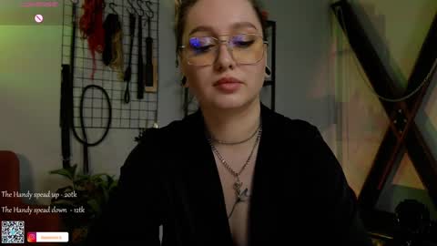 Snapshot of koracrosbie chatting on January 18, 2025, 2:02 pm Kora TG channel online show from January 18, 2025, 2:02 pm