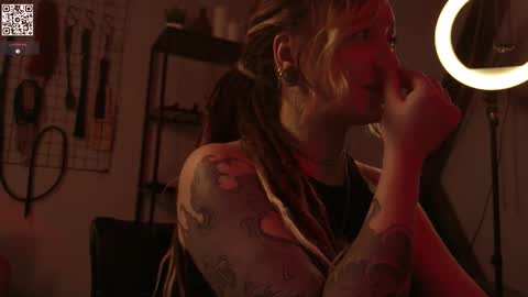 Snapshot of koracrosbie chatting on October 17, 2025, 1:35 pm Kora TG channel online show from October 17, 2025, 1:35 pm