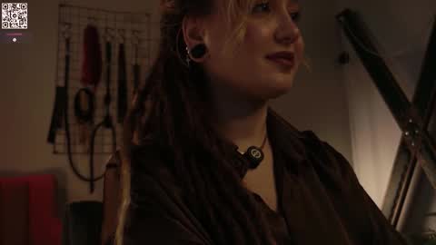 Snapshot of koracrosbie chatting on October 21, 2025, 1:23 pm Kora TG channel online show from October 21, 2025, 1:23 pm