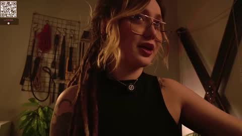 Snapshot of koracrosbie chatting on November 28, 2025, 1:25 pm Kora TG channel online show from November 28, 2025, 1:25 pm