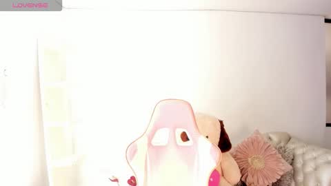 Snapshot of koralcruz chatting on February 28, 2026, 3:46 pm Koral Cuz online show from February 28, 2026, 3:46 pm