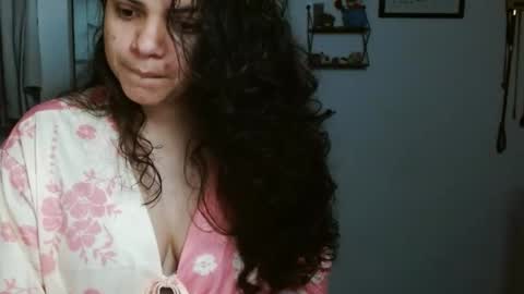 Karoll online show from October 16, 2025, 2:01 am