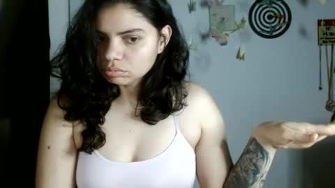 Karoll online show from March 18, 2026, 1:53 am