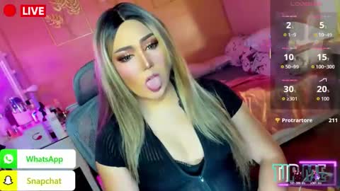 Snapshot of koreandollts chatting on October 29, 2025, 2:14 am MISS ALICIA online show from October 29, 2025, 2:14 am