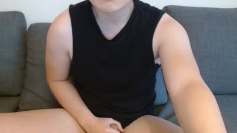 Korean online show from December 7, 2024, 5:31 pm