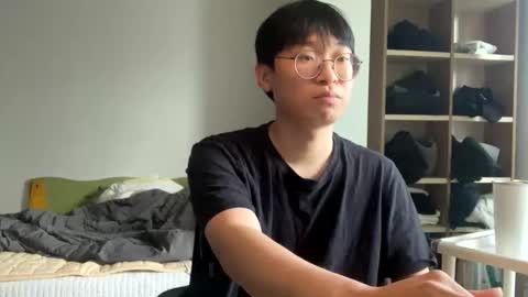 koreantwiink online show from January 16, 2026, 5:44 am