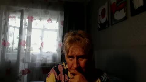 Snapshot of koroleva70 chatting on June 6, 2026, 9:58 am VIKA online show from June 6, 2026, 9:58 am