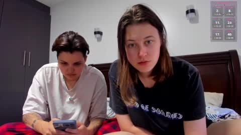 Twiix online show from February 24, 2025, 10:47 pm