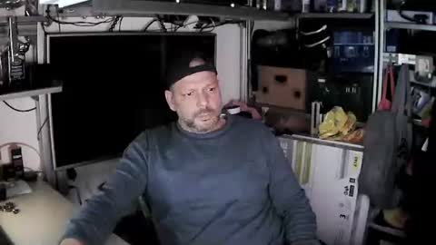 Kosta online show from February 25, 2025, 7:14 pm