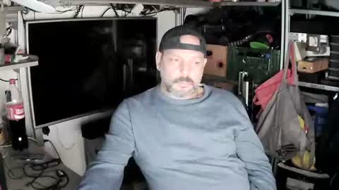 Kosta online show from October 12, 2025, 2:16 pm