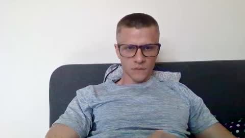 Snapshot of kourii chatting on March 14, 2026, 12:10 pm Kourii online show from March 14, 2026, 12:10 pm