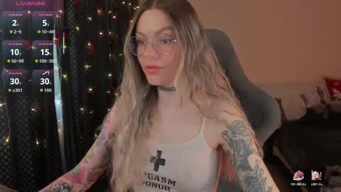 Snapshot of koza_dereza_ chatting on January 13, 2026, 9:36 am Jess online show from January 13, 2026, 9:36 am