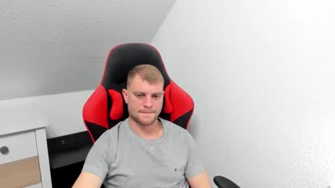 Snapshot of kozik1992 chatting on January 9, 2026, 7:59 pm Bartek online show from January 9, 2026, 7:59 pm