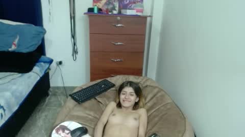 kratos_and_afrodita online show from October 18, 2025, 1:30 am