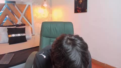 Snapshot of kraven_lust chatting on October 5, 2025, 3:16 am Kraven online show from October 5, 2025, 3:16 am