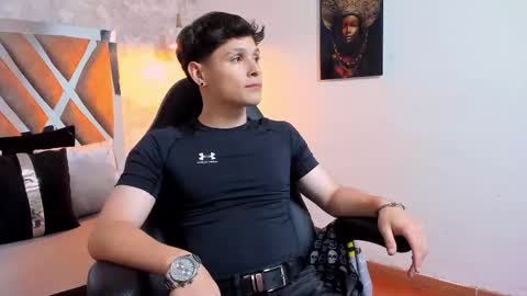 Snapshot of kraven_lust chatting on October 10, 2025, 3:16 am Kraven online show from October 10, 2025, 3:16 am