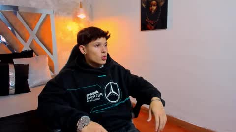 Snapshot of kraven_lust chatting on October 11, 2025, 3:06 am Kraven online show from October 11, 2025, 3:06 am