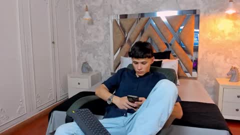 Snapshot of kraven_lust chatting on October 28, 2025, 3:10 am Kraven online show from October 28, 2025, 3:10 am