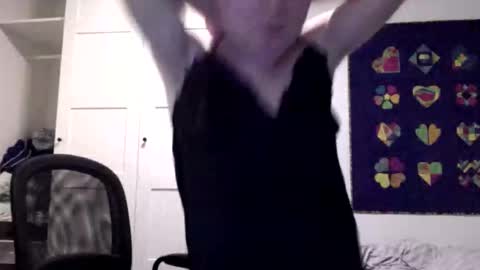 kreolsk34 online show from October 20, 2025, 5:02 pm