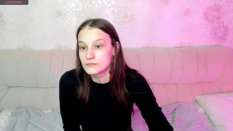 kris_doeil online show from May 24, 2026, 2:38 am