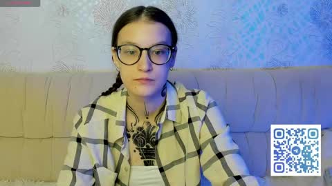 kris_doeil online show from June 2, 2026, 2:24 am