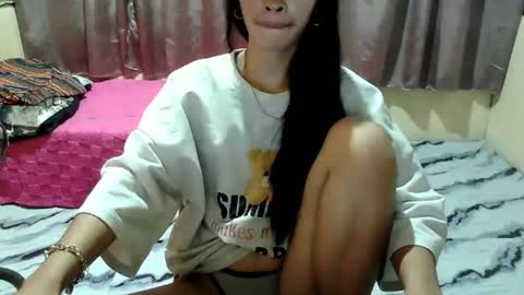 kris_fowler online show from June 25, 2026, 1:59 pm