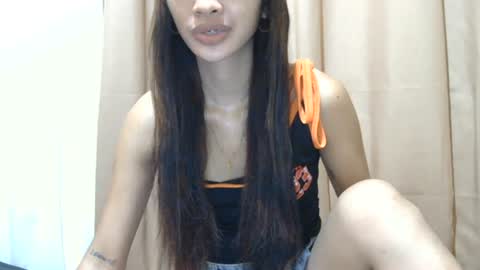 kris_fowler online show from July 19, 2026, 10:35 pm