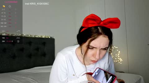 Snapshot of kris_kiskis chatting on December 22, 2024, 4:06 pm Kris kiskis online show from December 22, 2024, 4:06 pm