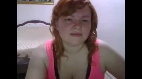 Snapshot of krisryxoniks chatting on June 7, 2026, 3:43 am KrisryxONiks online show from June 7, 2026, 3:43 am