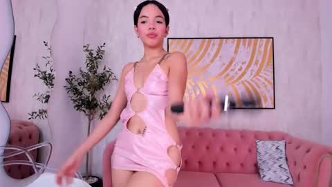 Krisstine  online show from September 24, 2025, 12:41 pm