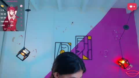 krissone online show from December 23, 2024, 1:56 pm