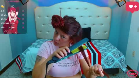 krissone online show from February 5, 2025, 3:31 pm