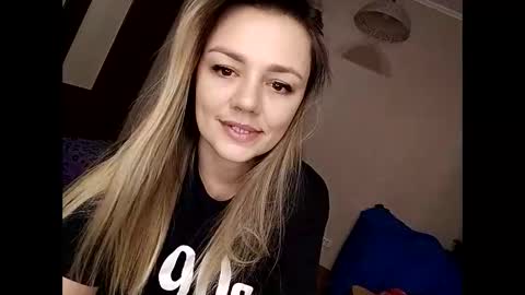 KrissSexi online show from January 24, 2025, 7:39 pm