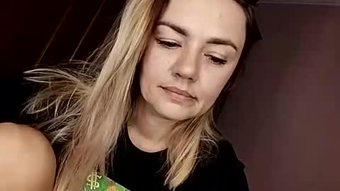 KrissSexi online show from September 17, 2025, 4:36 am