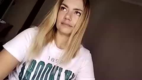 KrissSexi online show from October 6, 2025, 2:31 am