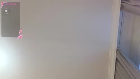 krissshow online show from December 3, 2025, 4:09 am