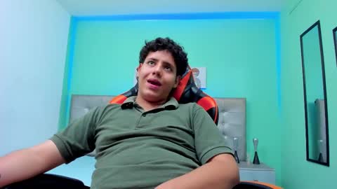 krist_palma online show from February 12, 2025, 10:26 pm