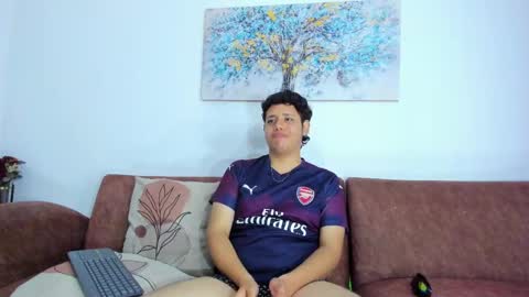 krist_palma online show from February 22, 2025, 5:57 pm