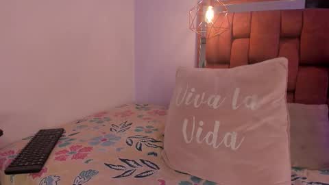 BETANIA online show from November 7, 2025, 1:44 pm