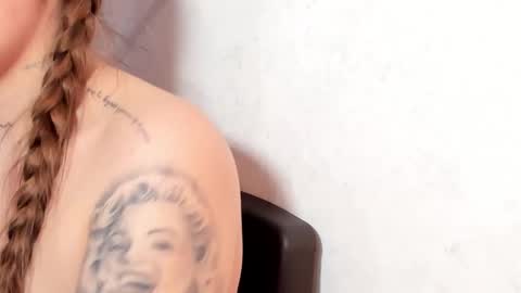   online show from March 28, 2026, 3:39 am