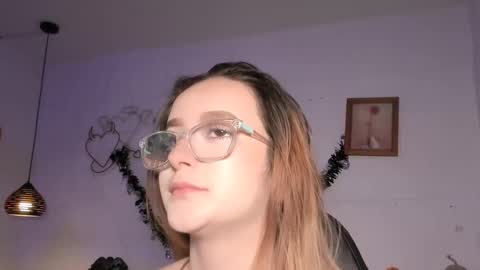 kristal online show from October 14, 2025, 12:50 pm