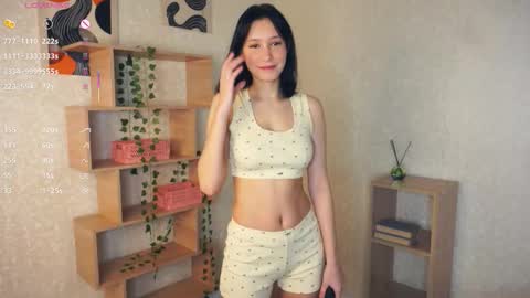 Emma online show from December 5, 2025, 8:38 pm