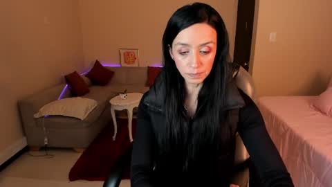 Sophia online show from July 6, 2026, 8:00 pm