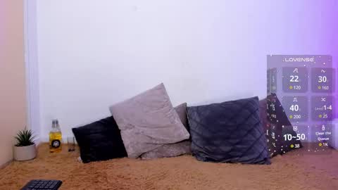 Snapshot of kristen_kassi chatting on March 5, 2025, 7:16 am Kristen online show from March 5, 2025, 7:16 am