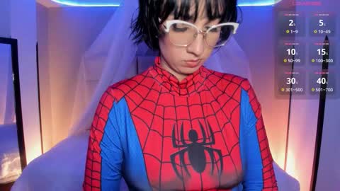 Snapshot of kristen_kassi chatting on October 6, 2025, 7:33 pm Kristen online show from October 6, 2025, 7:33 pm