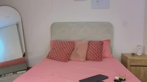 Snapshot of kristennblue_ chatting on January 9, 2026, 2:31 pm Kris online show from January 9, 2026, 2:31 pm