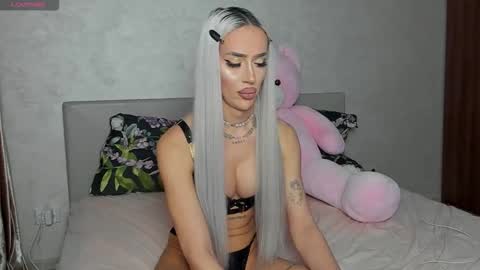 Snapshot of kristhedoll chatting on February 20, 2026, 9:04 pm Kris the doll online show from February 20, 2026, 9:04 pm