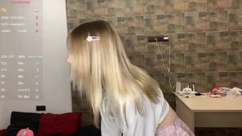 Alisa online show from May 21, 2026, 5:09 pm